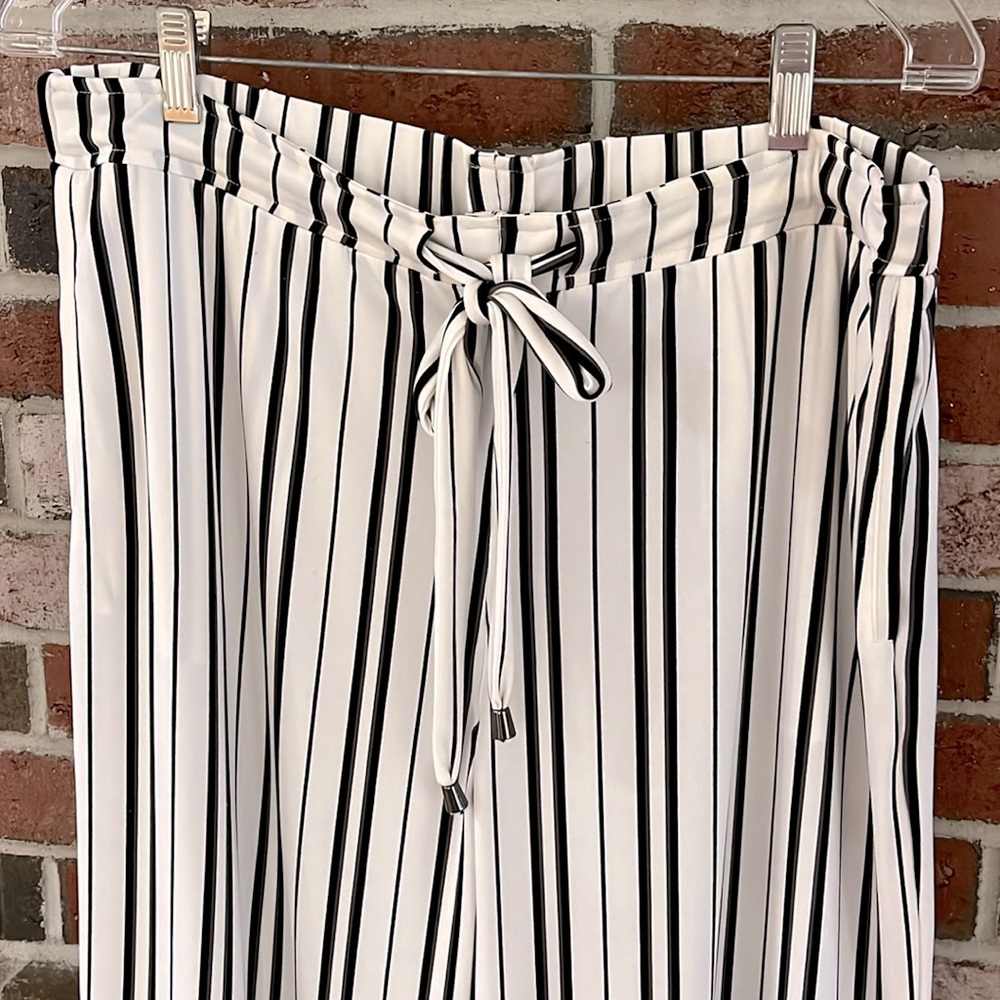JONES NEW YORK Cream & Black Striped Silky Wide Leg Tailored Pullon Pant… - Picture 5 of 10